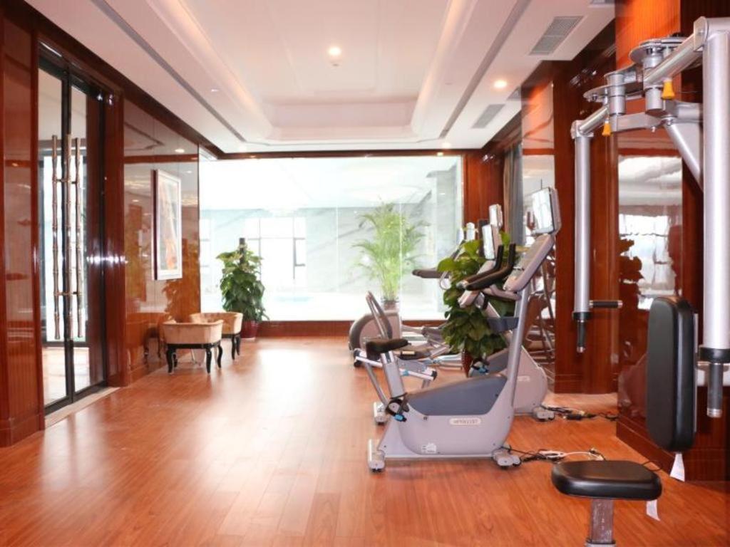 Wyndham Grand Plaza Royale Xianglin Shaoyang Hotel Bagian luar foto