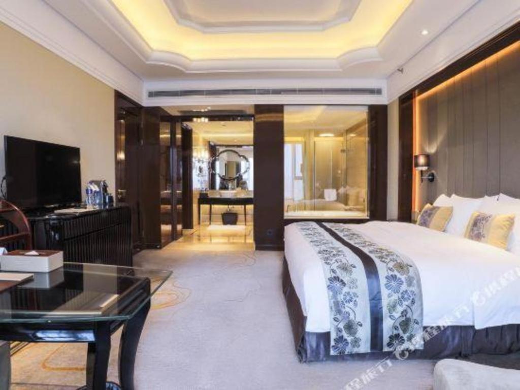 Wyndham Grand Plaza Royale Xianglin Shaoyang Hotel Bagian luar foto