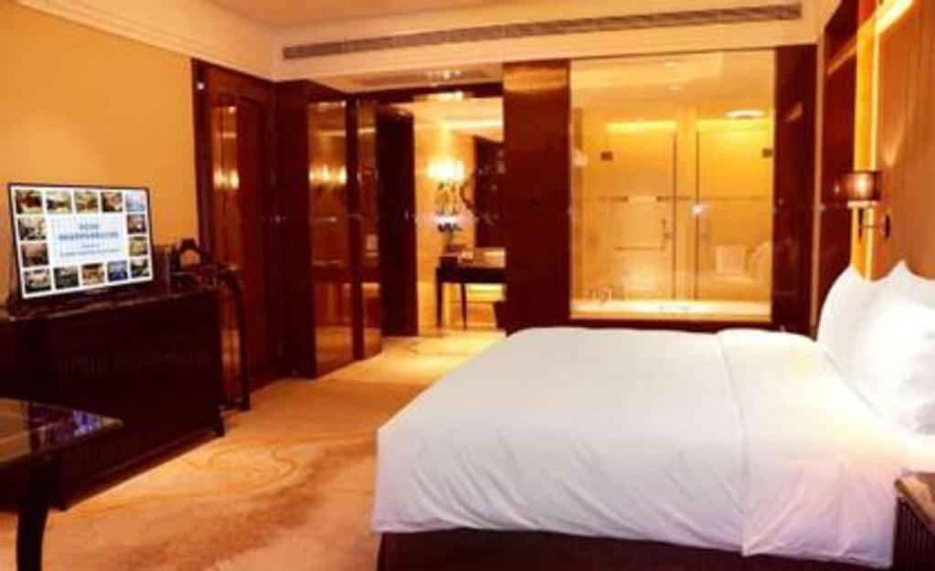 Wyndham Grand Plaza Royale Xianglin Shaoyang Hotel Bagian luar foto