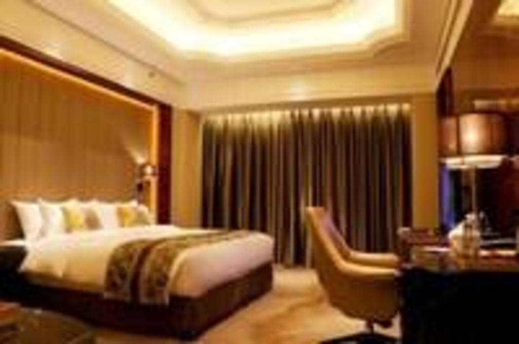 Wyndham Grand Plaza Royale Xianglin Shaoyang Hotel Bagian luar foto