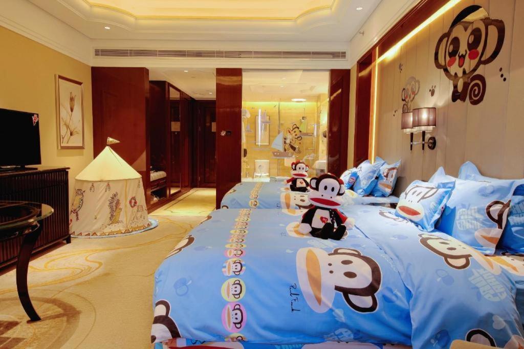 Wyndham Grand Plaza Royale Xianglin Shaoyang Hotel Bagian luar foto