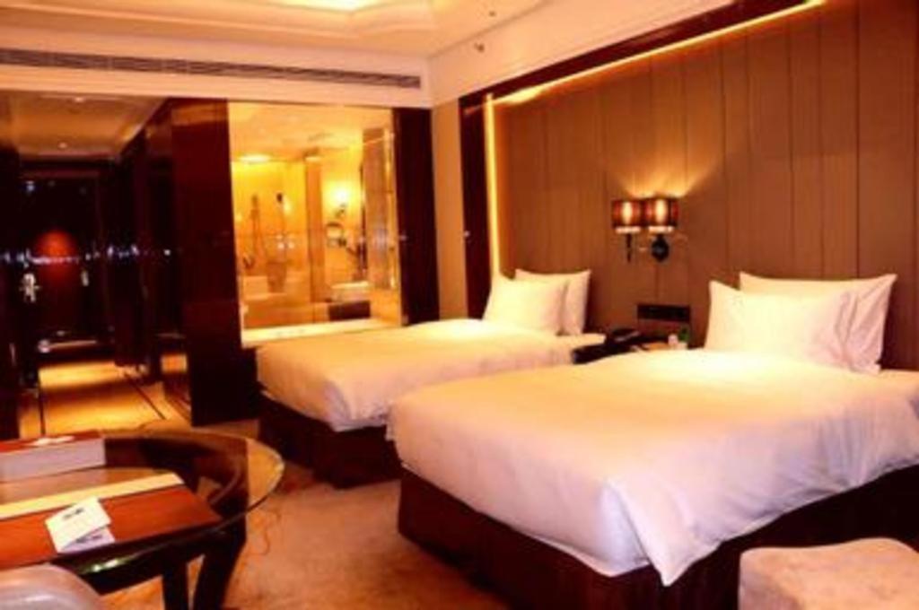 Wyndham Grand Plaza Royale Xianglin Shaoyang Hotel Bagian luar foto