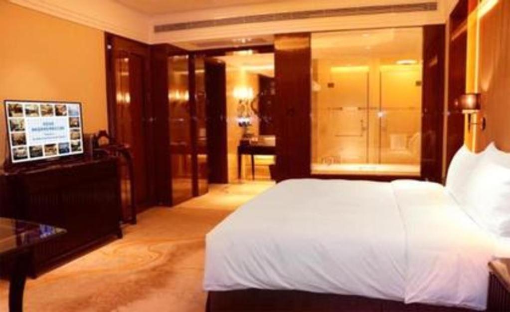 Wyndham Grand Plaza Royale Xianglin Shaoyang Hotel Bagian luar foto
