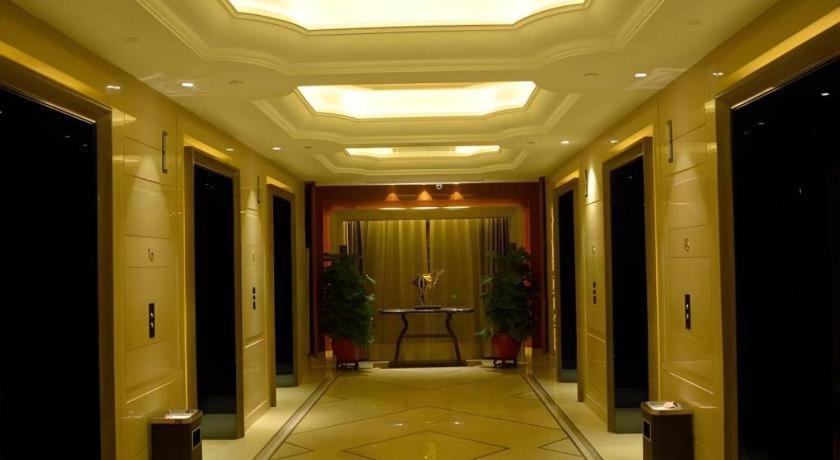 Wyndham Grand Plaza Royale Xianglin Shaoyang Hotel Bagian luar foto